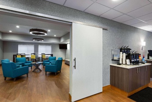 La Quinta by Wyndham Rapid City - image 10