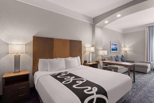 La Quinta by Wyndham Rapid City - image 42