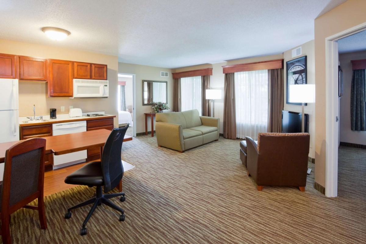 GrandStay Residential Suites Rapid City - image 7