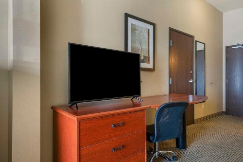 Sleep Inn & Suites Rapid City - image 22