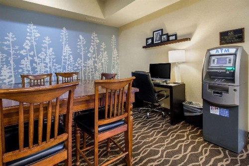Sleep Inn & Suites Rapid City - image 34
