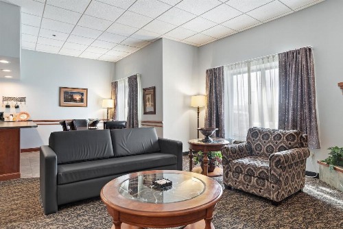 Howard Johnson by Wyndham Rapid City - image 34
