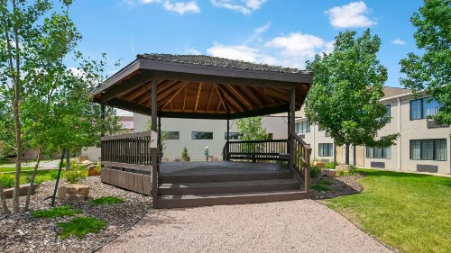 Best Western Ramkota Hotel - image 11