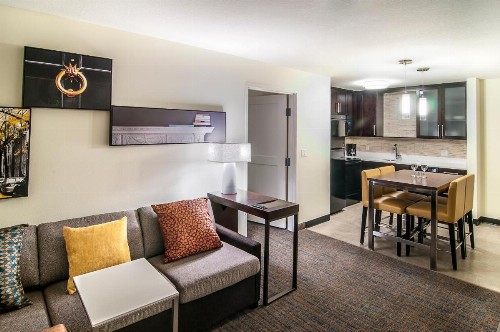 Residence Inn by Marriott Rapid City - image 5