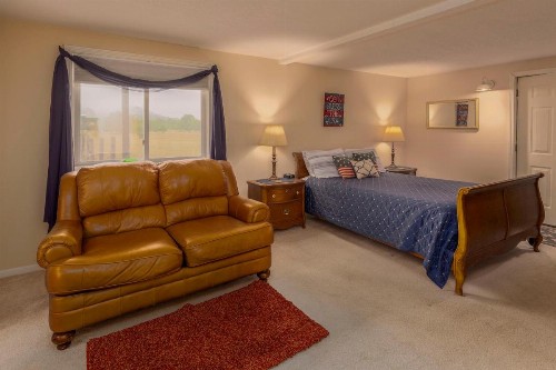 Sweetgrass Inn Bed & Breakfast - image 13
