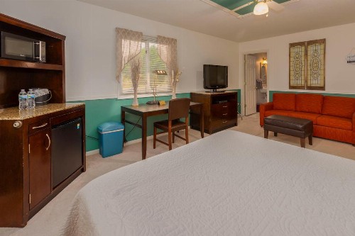 Sweetgrass Inn Bed & Breakfast - image 20