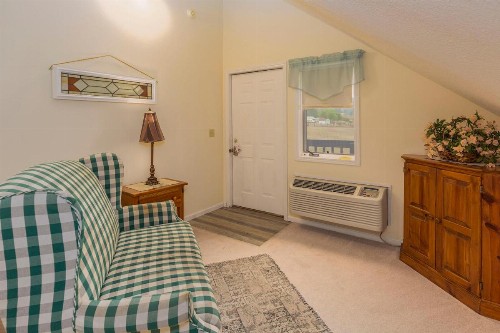 Sweetgrass Inn Bed & Breakfast - image 21
