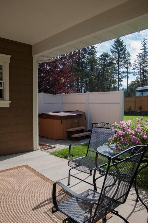 Summer Creek Inn - image 12
