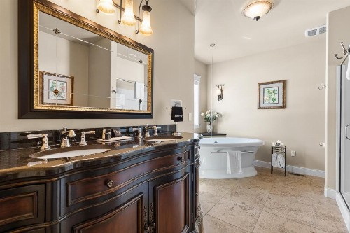 Summer Creek Inn - image 29