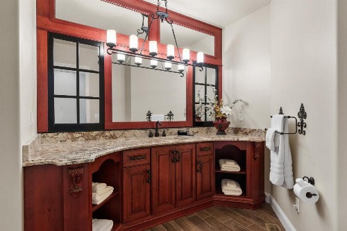 Summer Creek Inn - image 31