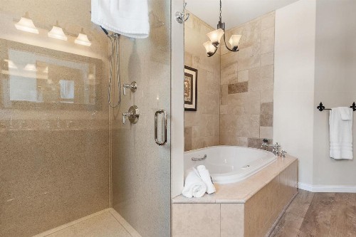 Summer Creek Inn - image 39
