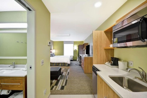 Home2 Suites By Hilton Rapid City - image 18