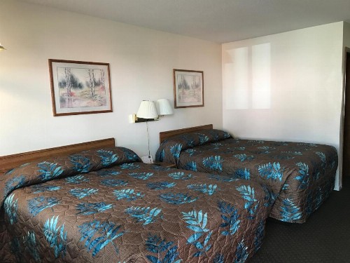 Lazy U Motel - image 11