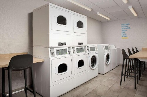 Hampton Inn & Suites Rapid City Rushmore SD - image 14