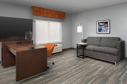 Hampton Inn & Suites Rapid City Rushmore SD - image 17