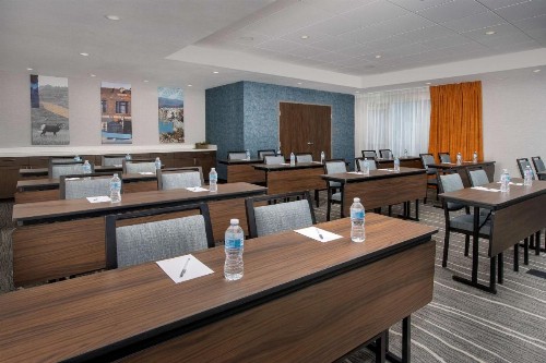 Hampton Inn & Suites Rapid City Rushmore SD - image 21