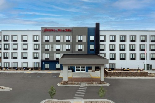 Hampton Inn & Suites Rapid City Rushmore SD - image 4