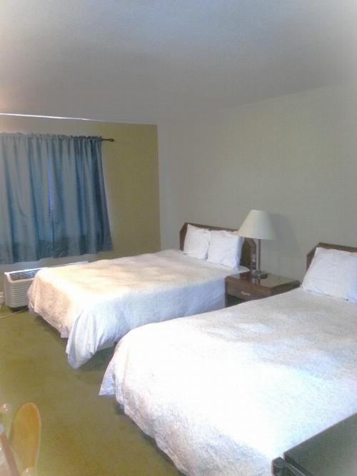 Rawlins Western Lodge - image 8