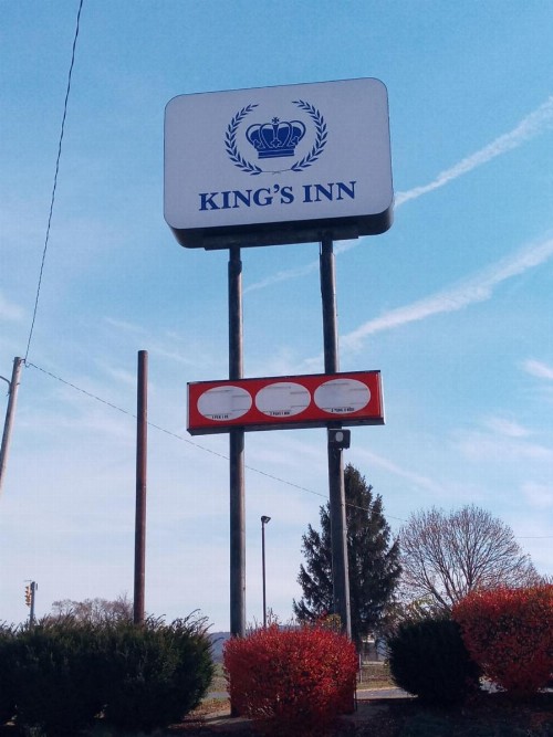 Econo Lodge Northeast - image 20