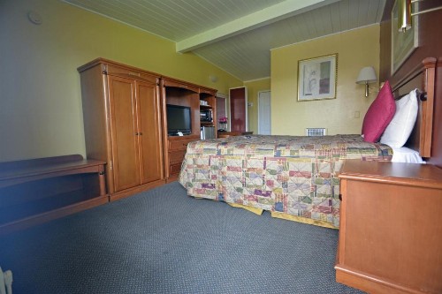 Gateway Inn - image 10