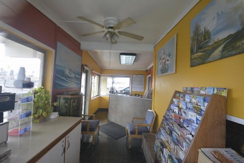 Gateway Inn - image 5