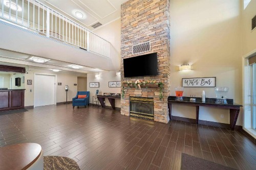 Comfort Suites Red Bluff Near I-5 - image 10