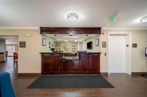 Comfort Suites Red Bluff Near I-5 - image 6