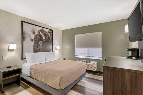 Quality Inn - image 31