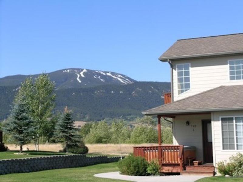 Beartooth_Montana_Getaway - main image
