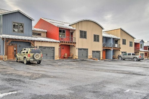 Red Lodge Townhome with Private Hot Tub and Mtn Views! - image 11