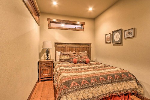 Red Lodge Townhome with Private Hot Tub and Mtn Views! - image 6