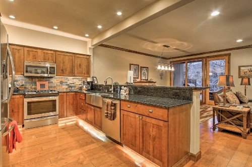 Red Lodge Townhome with Private Hot Tub and Mtn Views! - image 8