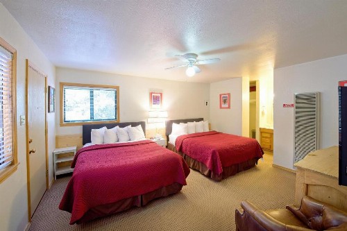 Sitzmark Sports Lodge - image 10