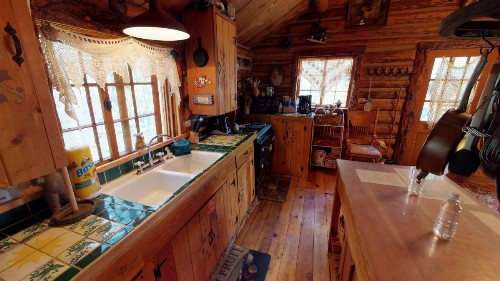 Cabin by the Creek - image 10