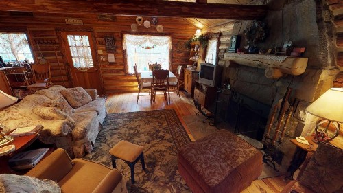 Cabin by the Creek - image 26