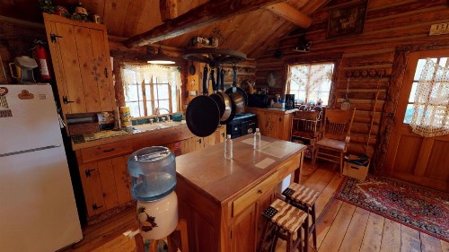 Cabin by the Creek - image 8