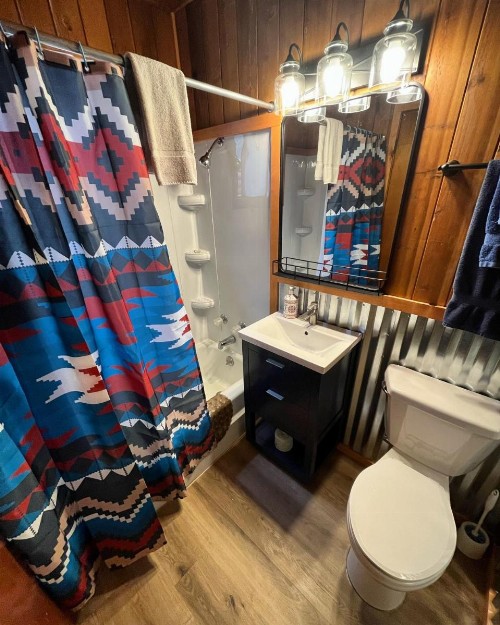 Three Bears Lodge - image 32