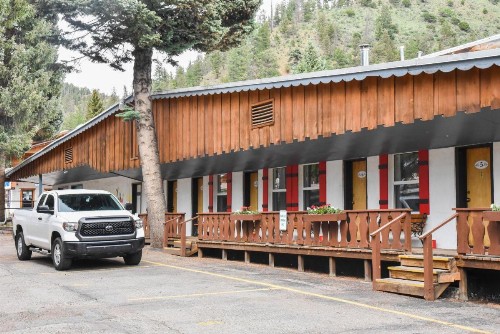 Alpine Lodge - image 22