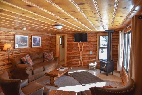 Alpine Lodge - image 31