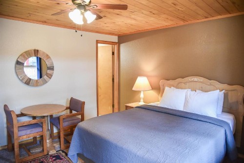 Alpine Lodge - image 32