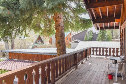 Alpine Lodge - image 38