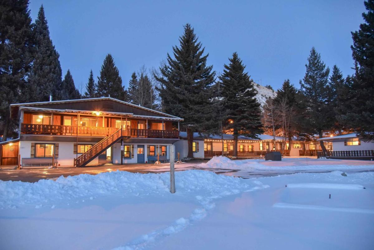 Alpine Lodge - image 4