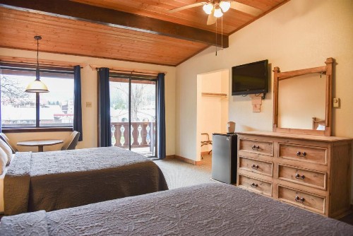 Alpine Lodge - image 43