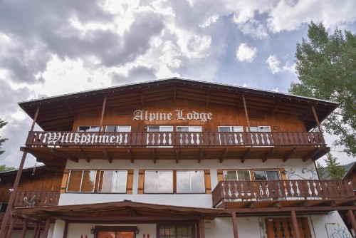 Alpine Lodge - image 8