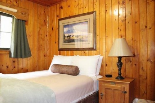 Copper King Lodge - image 35