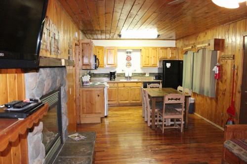 Copper King Lodge - image 39