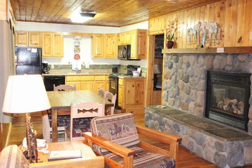 Copper King Lodge - image 40