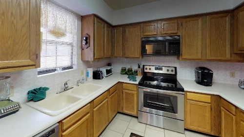 Peaceful Rivers Edge on Tenderfoot - image 28