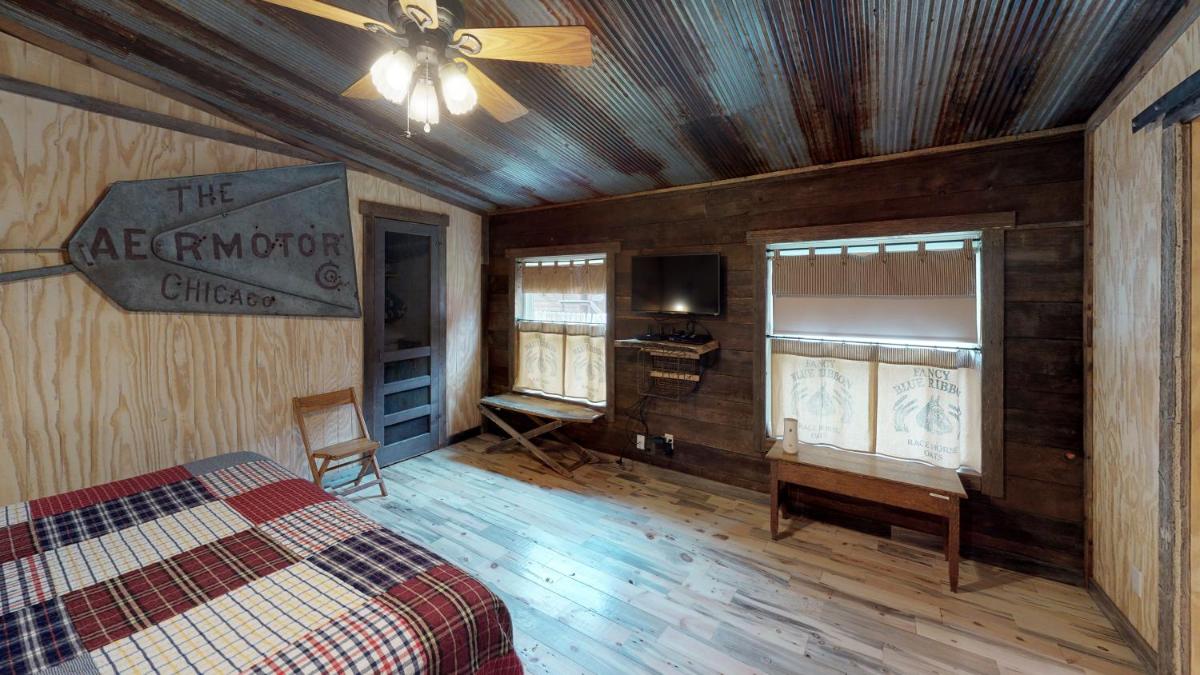 Line Shack - image 5