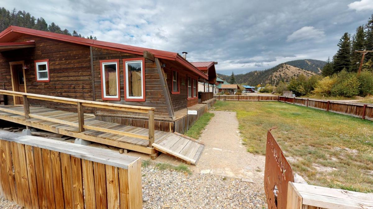 Line Shack - image 7